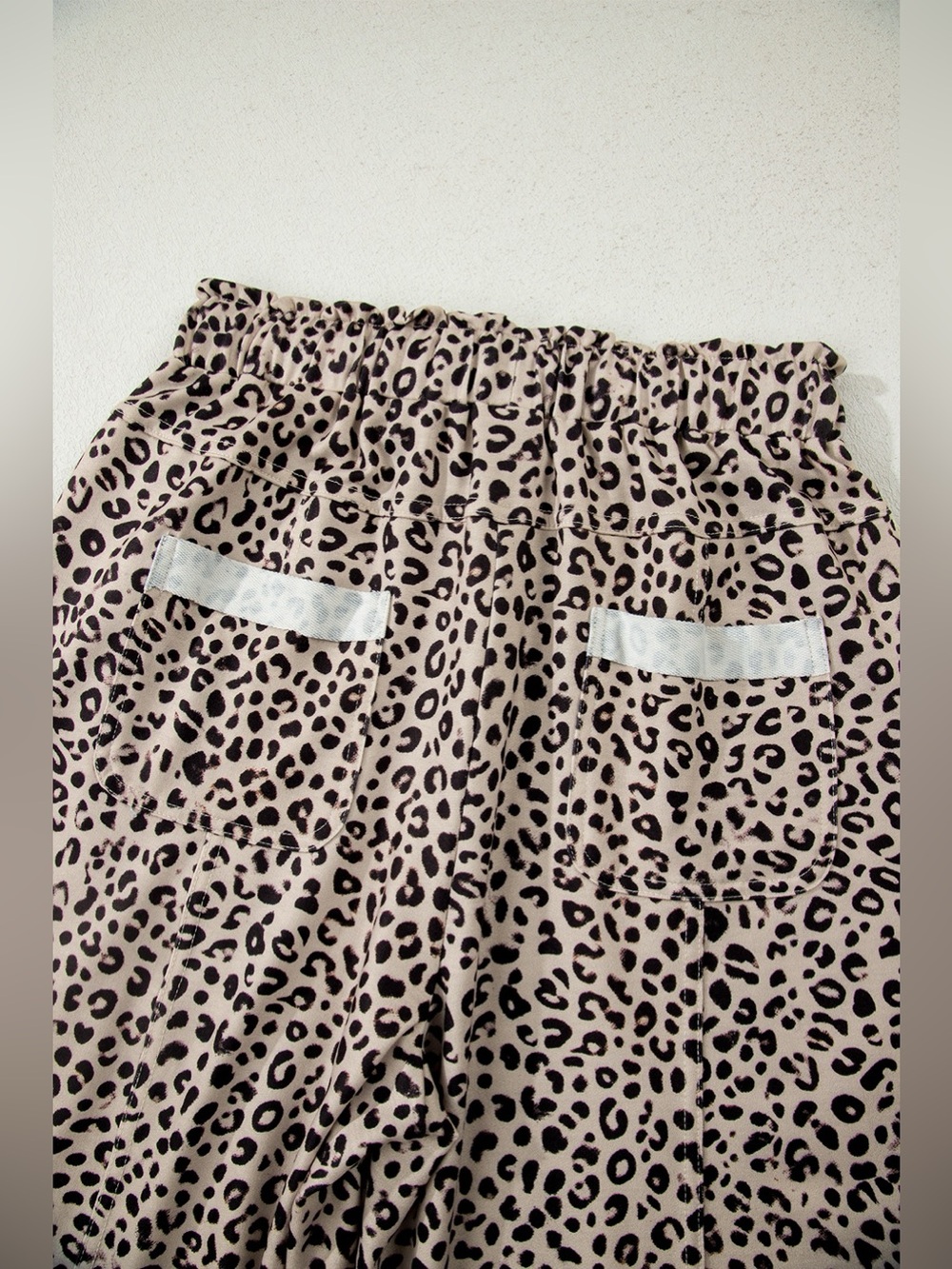 Leopard Print Wide-Leg Pants with Drawstring - Picture 10 of 15